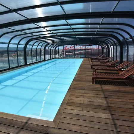 Benfica T2 Lux Garden Com Piscina, Apartman *